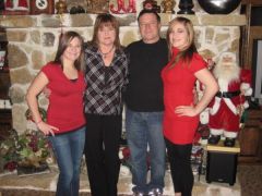 Christmas 2009 with my family still around 170lbs but wanting to get down to 140lbs!