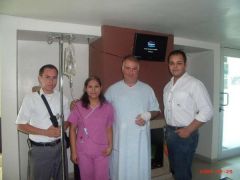 24 hours after surgery, with driver Ricardo, nurse Ver?nica and Doctor David Rojo