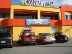 Outside hospital Vida