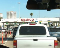 Crossing the border - San Diego/Mexico