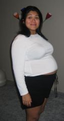 2007 January 240 lbs 9 mo pregnant
due date about 1 week away...am I glowing?