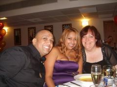 xmas do 2009..... and 72 lbs down! Me on the right
