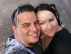 halloween 09 me n the hubby..