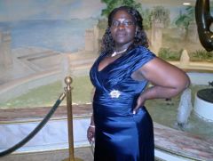 At my School's senior prom May 21, 2008
Look I have a waist; not bad for a 35 year old History Teacher. LOL