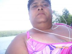 THIS ME I DONT LIKE MY SELF THIS BIG.A DAY IN THE BEACH.