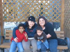 Me, my sister and our boys at the Zoo 2009