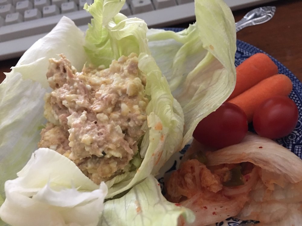 tuna-salad-kimchi-veggies_4611.thumb.JPG.31e2db8c2e96cf1e2b48f29c39c008a9.JPG
